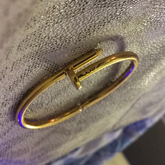 gold nail bracelet - Picture 1 of 2